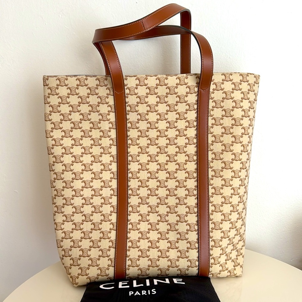 Celine *NEW* Triomphe Tan and Brown Women's Tote Bag with Pouch & Dust Cover - Picture 14 of 15